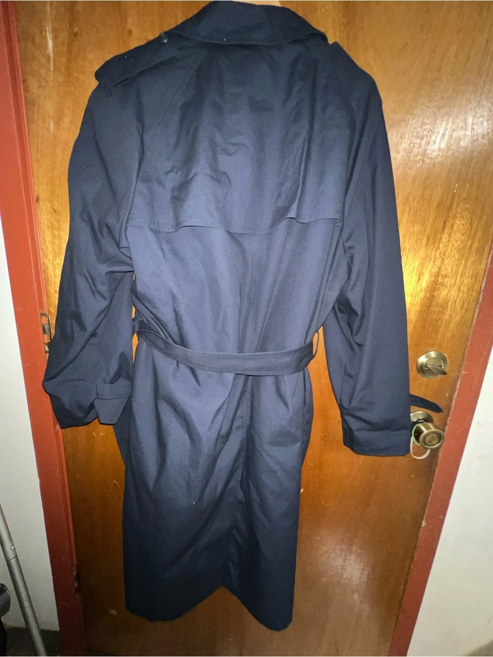 Botany 500 trench coat men’s large